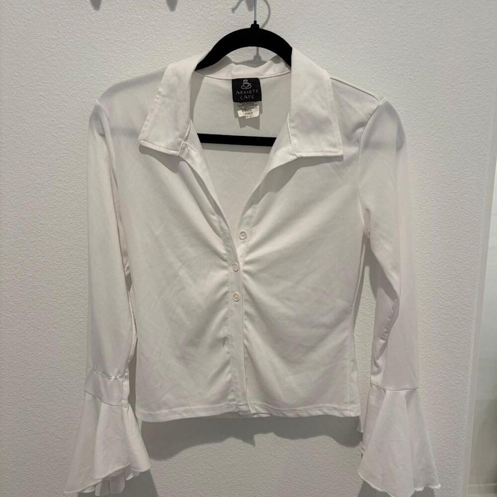 White collared blouse with